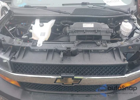 2018 Chevrolet Express 2500 Work Van из США, поврежденный, VIN 1GCWGAFP0J1250723